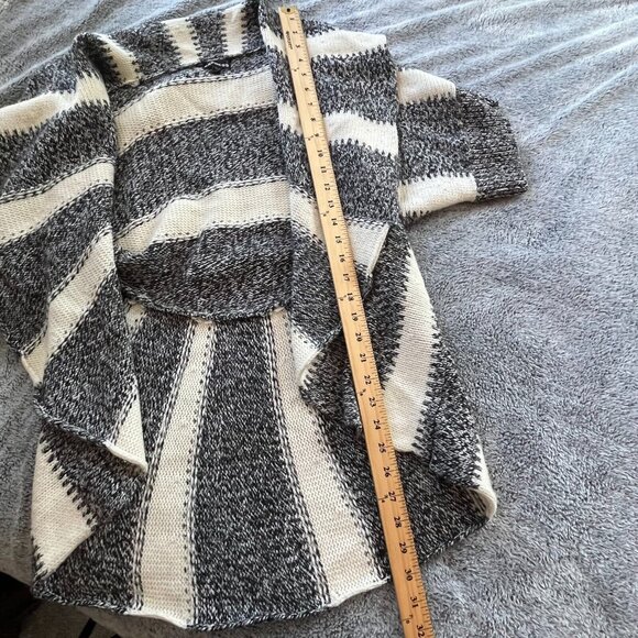 EXpress Womens Cardigan Small Black White Merino Wool Blend Stripe Flowy 16832 - Picture 6 of 8